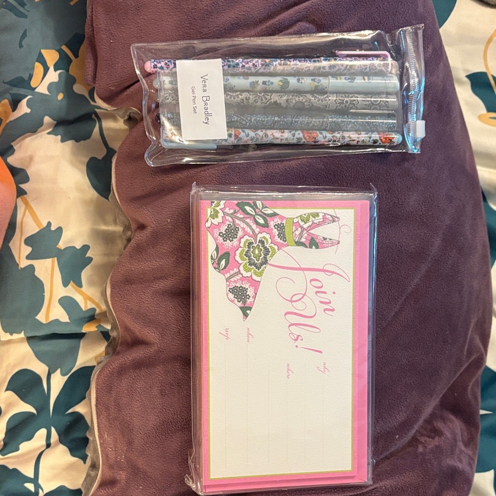 Vera Bradley Floral Notepad and Pen Set - Pink and Multicolor